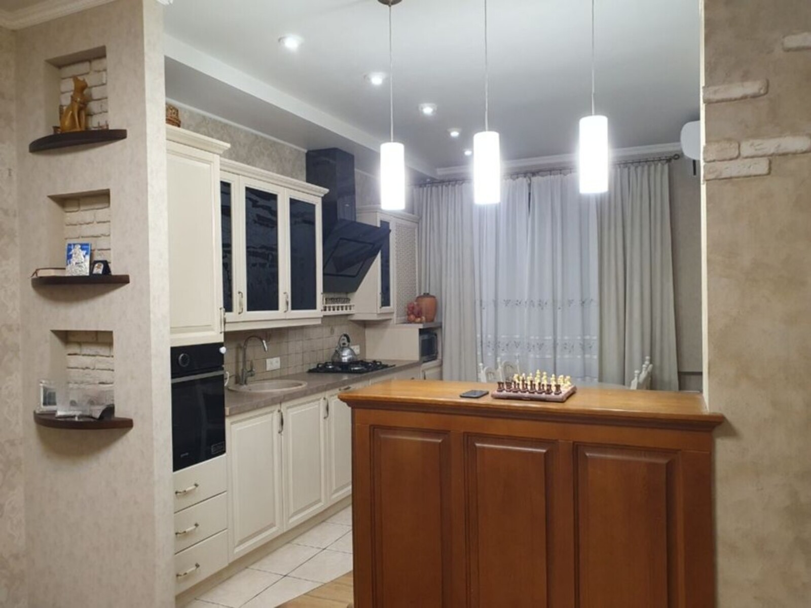 Квартира 2 кімнатна в затишному районі Поділ 80 000 $ Код №212713407 фото 1 Квартира 2 кімнатна в затишному районі Поділ 80 000 $ Код №212713407 фото 1