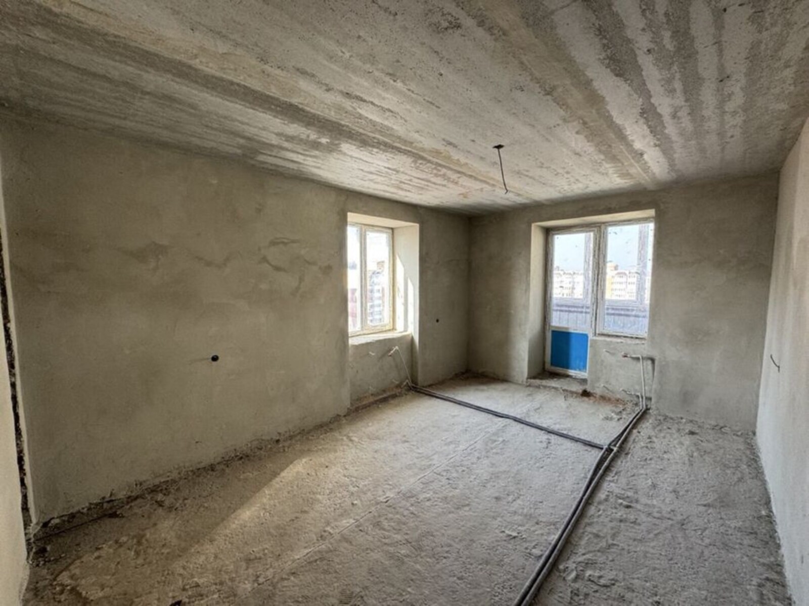 Продаж дворівневої квартири на Леваді код № 213-187-230 фото 1 Продаж дворівневої квартири на Леваді код № 213-187-230 фото 1