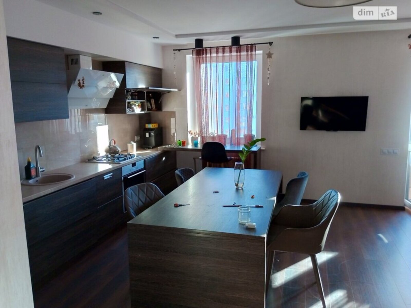 Продаж 4к квартири 140 кв. м на вул. Бідного Олександра фото 1 Продаж 4к квартири 140 кв. м на вул. Бідного Олександра фото 1