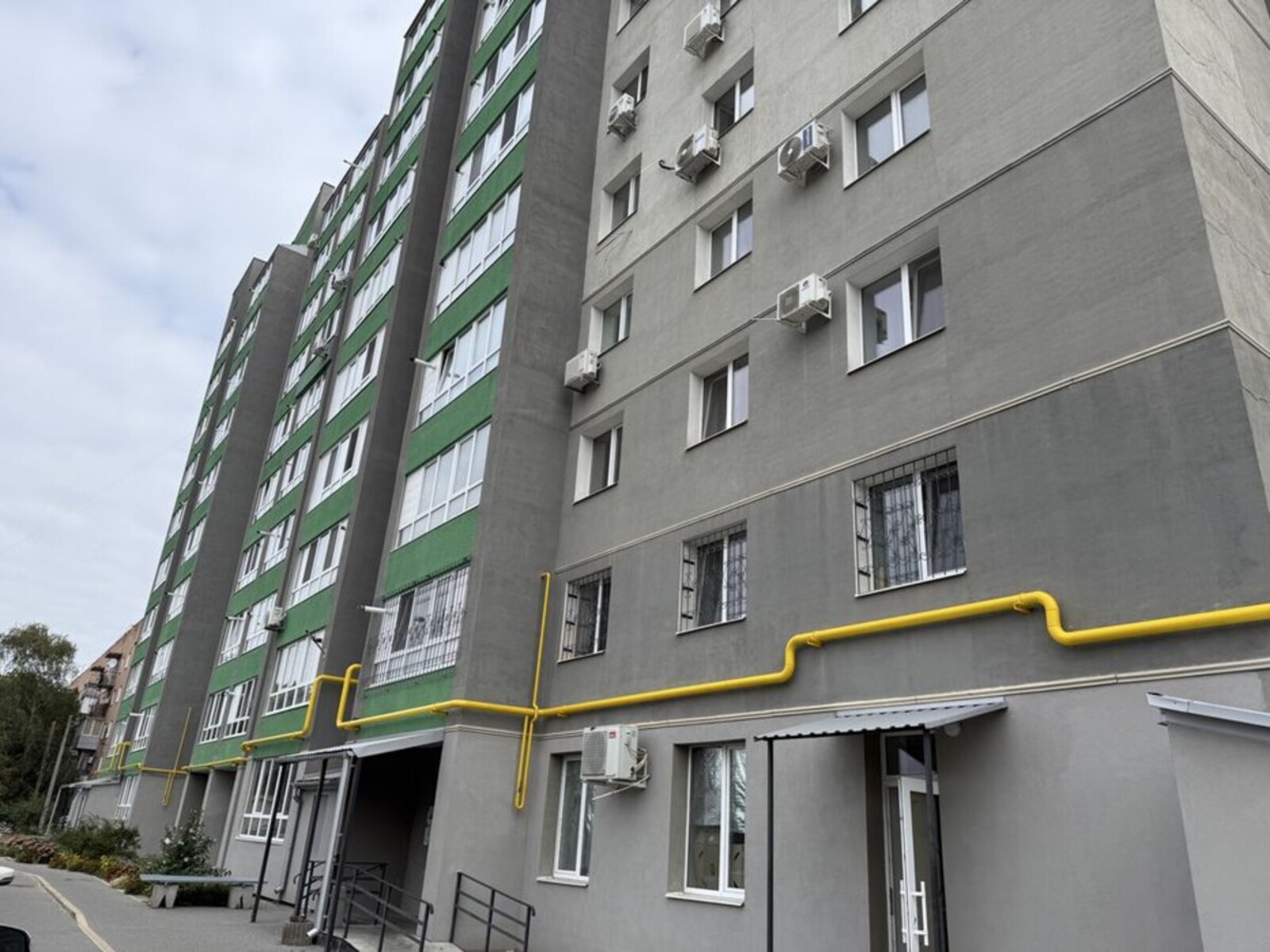 Продаж квартири на Маяковського код № 213-188-265 фото 1 Продаж квартири на Маяковського код № 213-188-265 фото 1