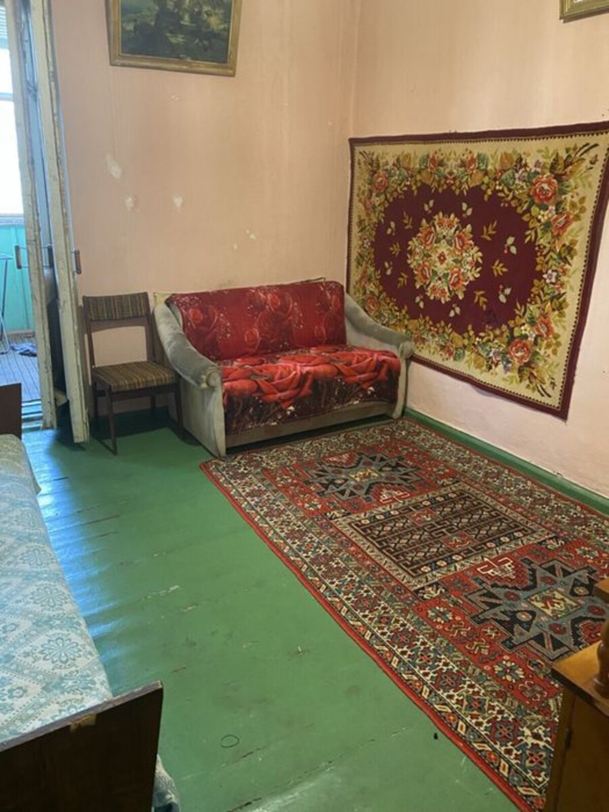 Продаж квартири в Центральній частині міста код № 213-107-509 фото 1 Продаж квартири в Центральній частині міста код № 213-107-509 фото 1
