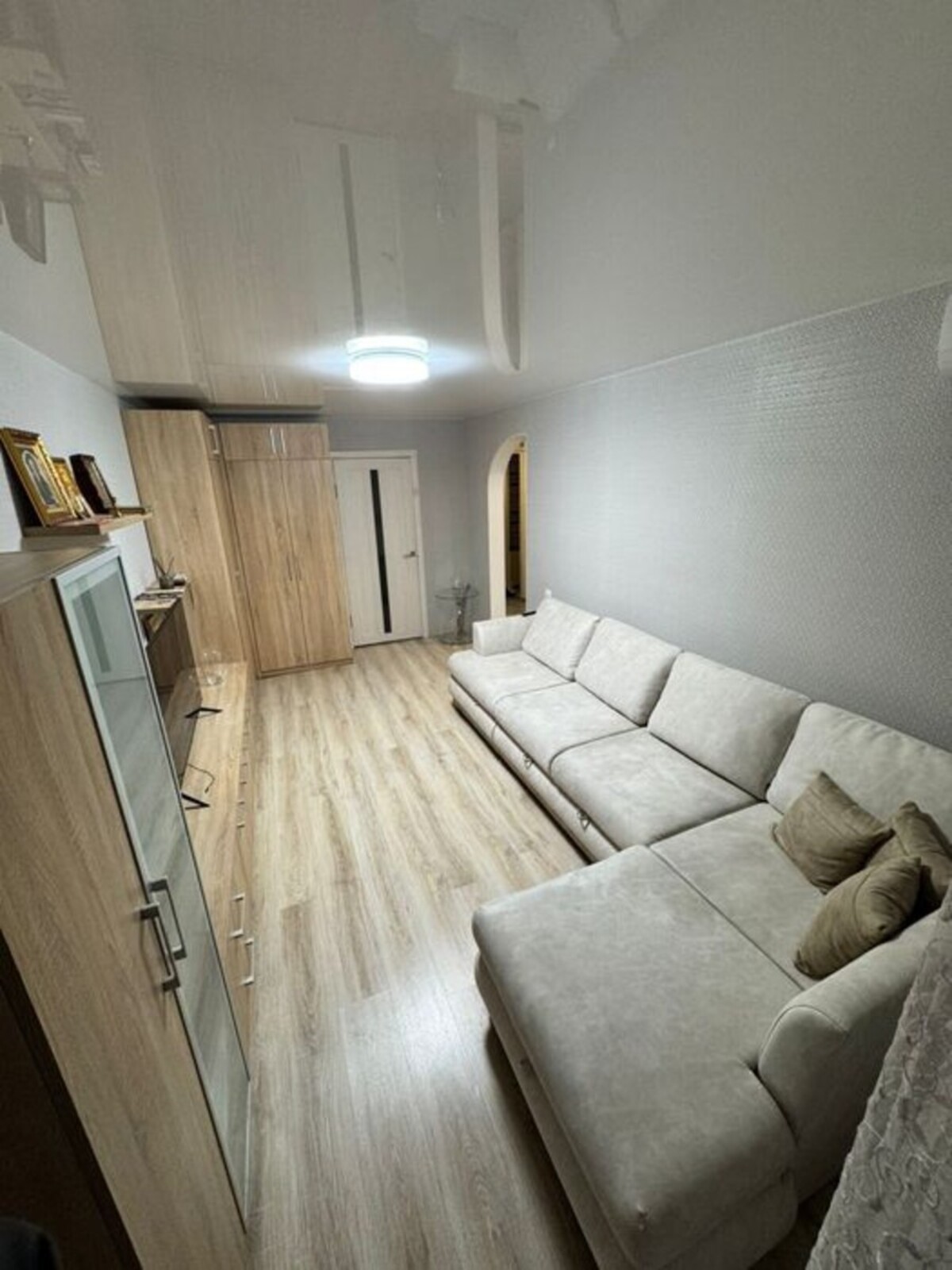 Продаж 2-х кімнатної квартири в центральній частині міста код № 213-054-088 фото 1 Продаж 2-х кімнатної квартири в центральній частині міста код № 213-054-088 фото 1