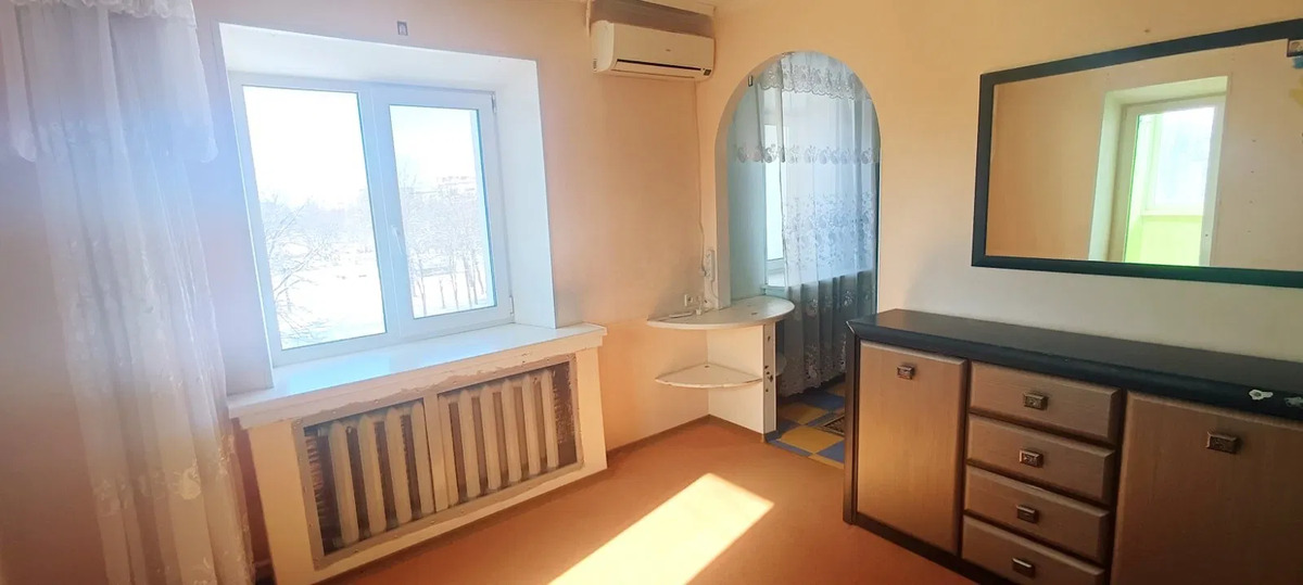 Продам 2-кімнатну квартиру 52м², код № 213-125-812 фото 1 Продам 2-кімнатну квартиру 52м², код № 213-125-812 фото 1