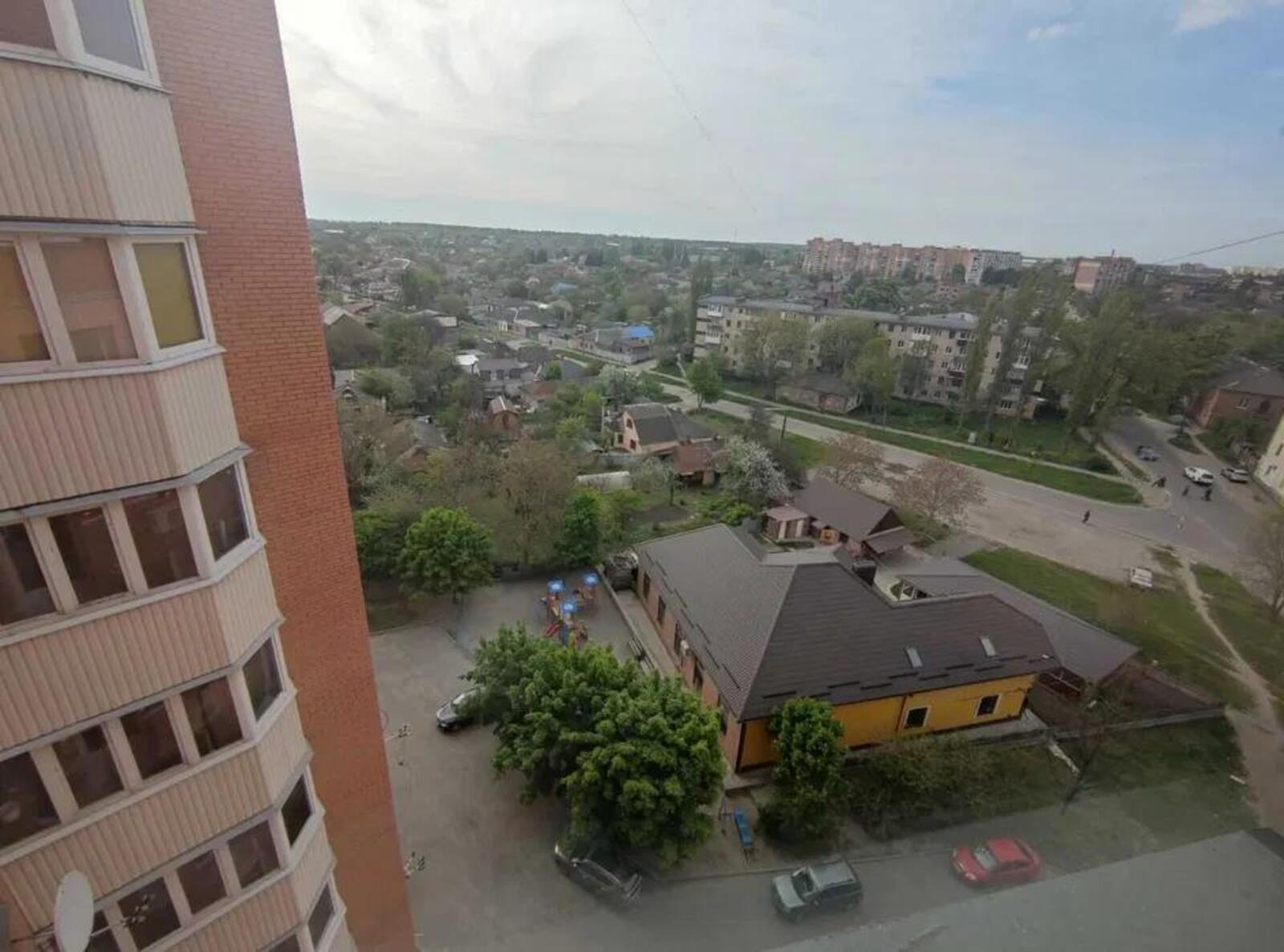 Велика 2кімнатна квартира в центральній частині з ремонтом 90000у.о. фото 1 Велика 2кімнатна квартира в центральній частині з ремонтом 90000у.о. фото 1