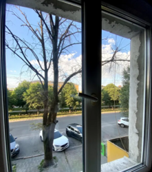    в ! '  212-933-144  1