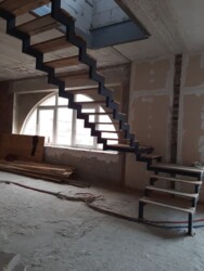 Продаж 4-х кімнатної квартири в Центральній частині міста код № 213-275-798 фото 6 Продаж 4-х кімнатної квартири в Центральній частині міста код № 213-275-798 фото 6