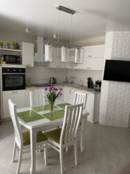 Продажа квартиры с ремонтом в заселенном новострое. фото 1 Продажа квартиры с ремонтом в заселенном новострое. фото 1