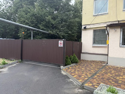 Простора дворівнева, 3-кімнатна квартира в самому центрі Полтави з гаражем та коморою які знаходяться в закритому дворі. фото 18 Простора дворівнева, 3-кімнатна квартира в самому центрі Полтави з гаражем та коморою які знаходяться в закритому дворі. фото 18