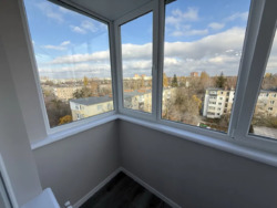  1       213-231-890  6