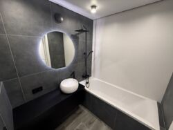  1       213-231-890  7