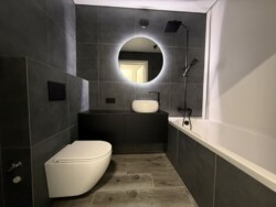  1       213-231-890  3