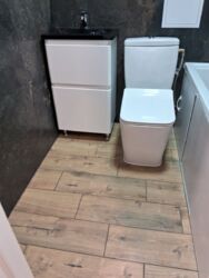  1        213-022-578  9