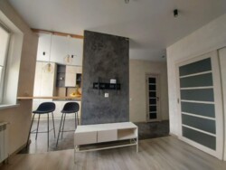  Family Park 2-  43 .. +    57 000 $   213-067-679  4