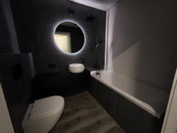  1       213-231-890  10