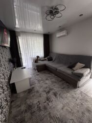     3-     70 000 $   213-180-396  5