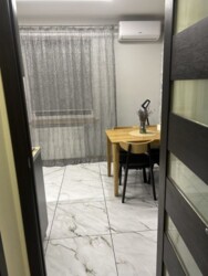Продаж 2-х кімнатої квартири код № 213-335-901 фото 8 Продаж 2-х кімнатої квартири код № 213-335-901 фото 8