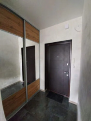  Family Park 2-  43 .. +    57 000 $   213-067-679  20