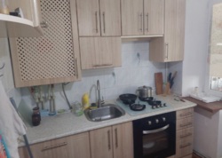 Продаж квартири в раоні ринок Балковий код № 213-114-533 фото 1 Продаж квартири в раоні ринок Балковий код № 213-114-533 фото 1