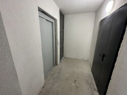       212743920  3