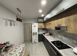  2        212-999-498  1