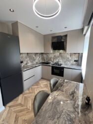 Продаж квартири з євроремонтом район Листопада фото 1 Продаж квартири з євроремонтом район Листопада фото 1