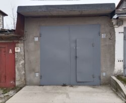   .  ''  1