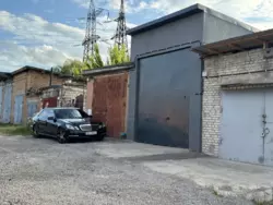 Великий Гараж утеплений Бокс дшв 9 4 5 м під бус зил камаз автобус фото 3 Великий Гараж утеплений Бокс дшв 9 4 5 м під бус зил камаз автобус фото 3