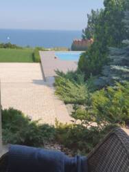   !    !    !   !    !     ! 