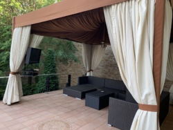   !    !    !   !    !     ! 