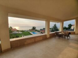   !    !    !   !    !     ! 