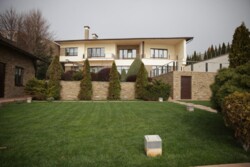   !    !    !   !    !     ! 