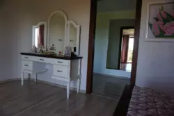   , , ,    9
