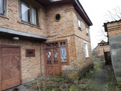  🏠     .  4