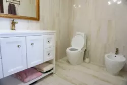   , , ,    7