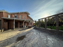 Будинок у Центрі р-н Дніпровської Рів'єри фото 15 Будинок у Центрі р-н Дніпровської Рів'єри фото 15