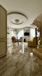 Будинок у нагірній частині міста, район ресторану «Armenia». фото 8 Будинок у нагірній частині міста, район ресторану «Armenia». фото 8