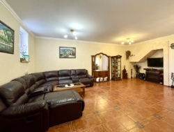 Будинок у Центрі р-н Дніпровської Рів'єри фото 3 Будинок у Центрі р-н Дніпровської Рів'єри фото 3