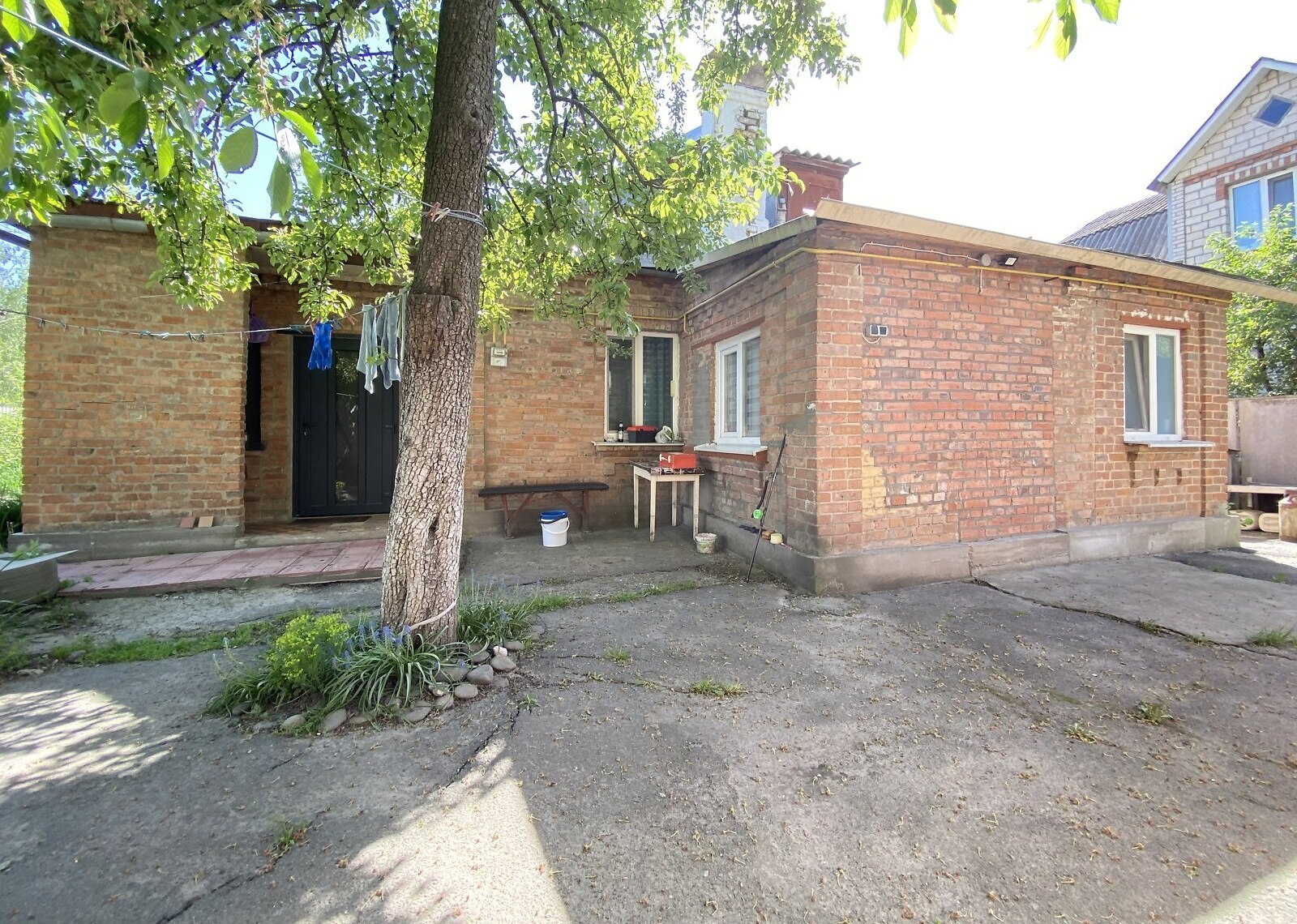 Продаж 1 поверхового будинку фото 1 Продаж 1 поверхового будинку фото 1