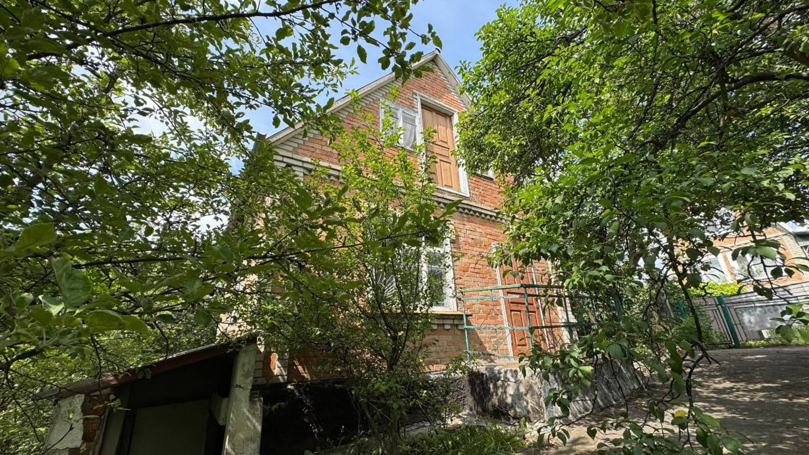 Продаж 2 поверхової дачі в с. Березина фото 1 Продаж 2 поверхової дачі в с. Березина фото 1