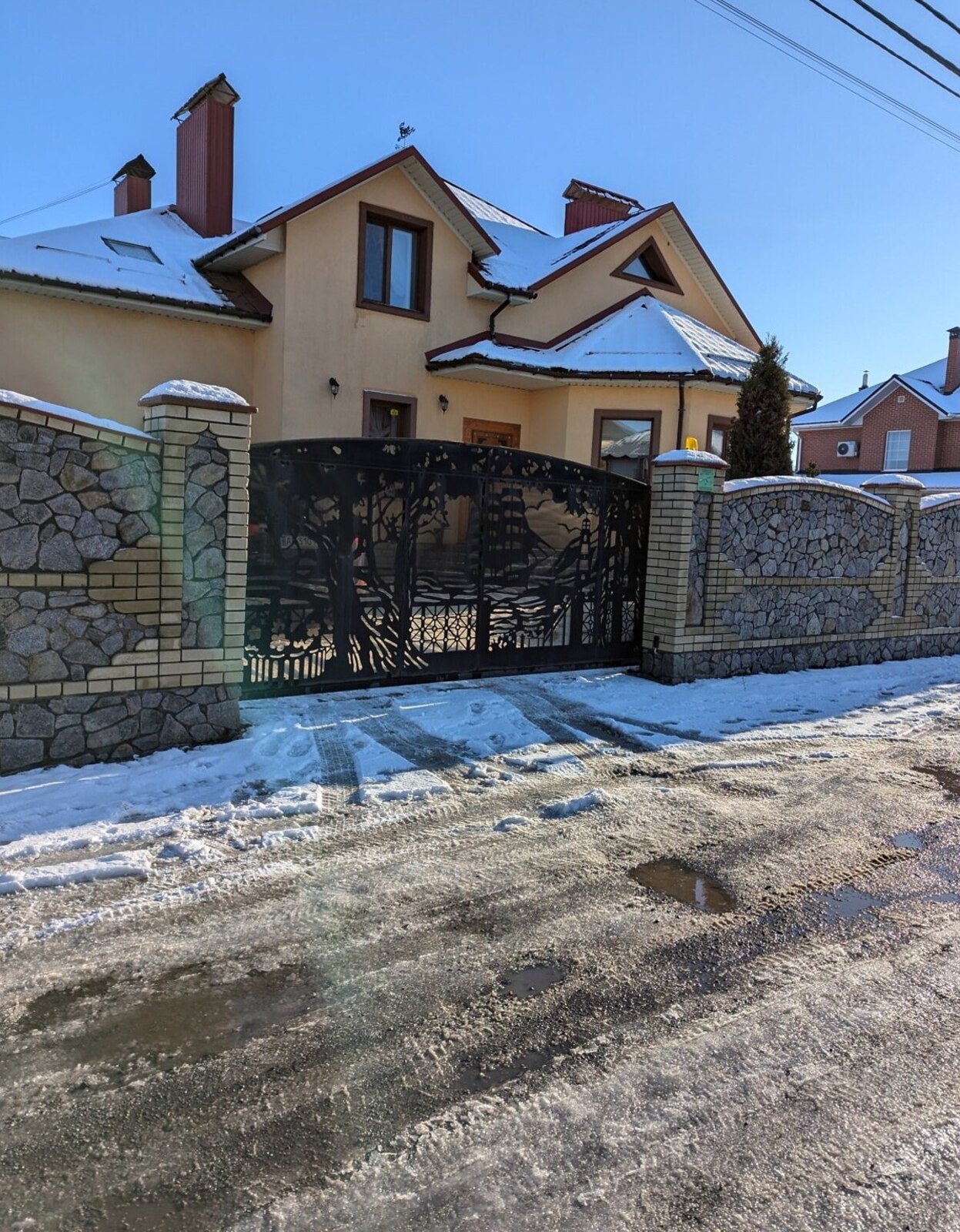Продаж 2 поверхового будинку з гаражем і ділянкою на 9.9 сотки фото 1 Продаж 2 поверхового будинку з гаражем і ділянкою на 9.9 сотки фото 1
