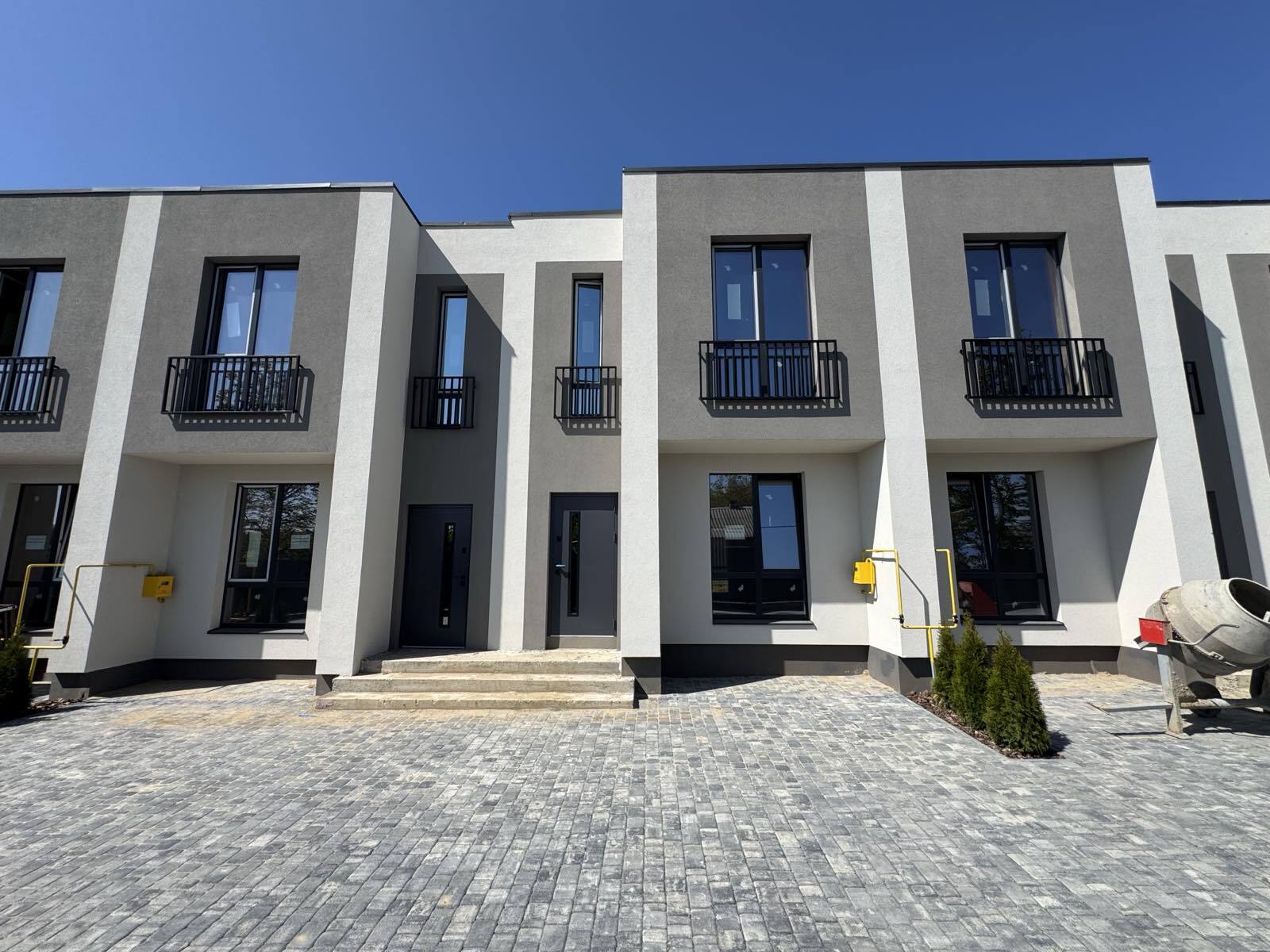 таунхаус FLAGMAN RESIDENCE фото 1 таунхаус FLAGMAN RESIDENCE фото 1