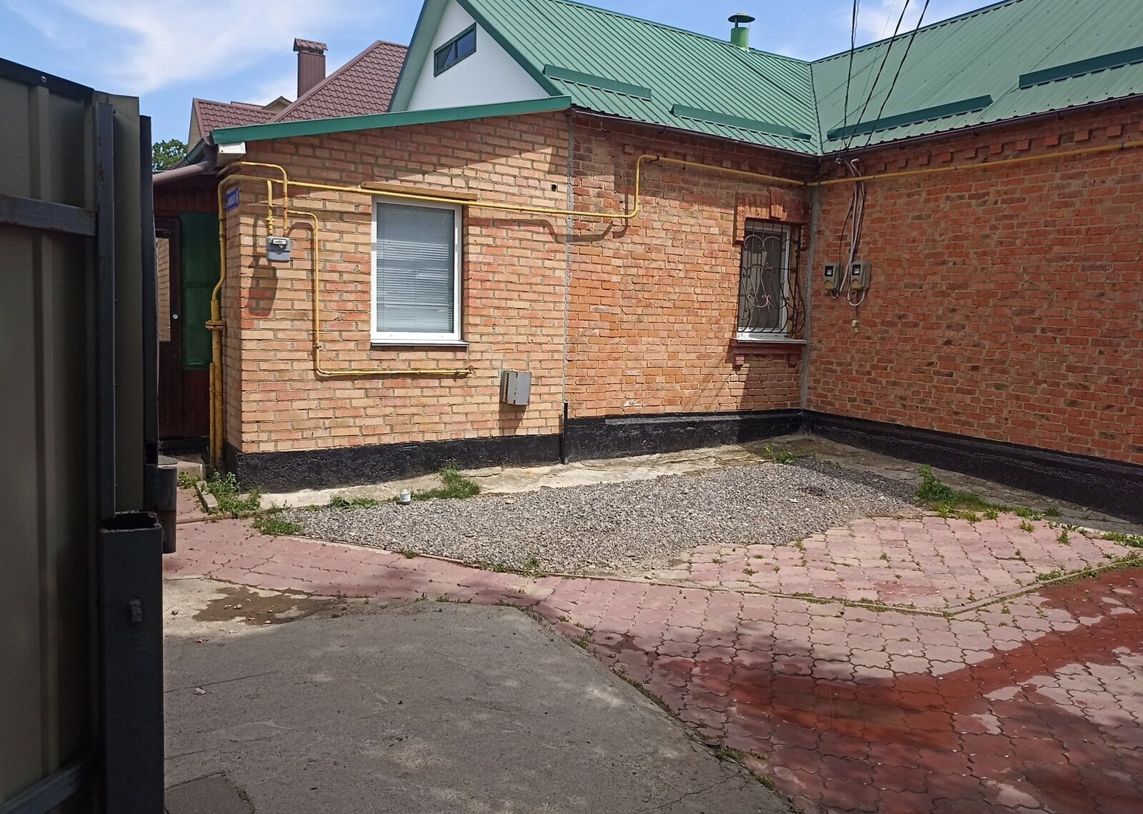 Продаж 1 поверхового будинку з верандою і ділянкою на 6.7 сотки фото 1 Продаж 1 поверхового будинку з верандою і ділянкою на 6.7 сотки фото 1