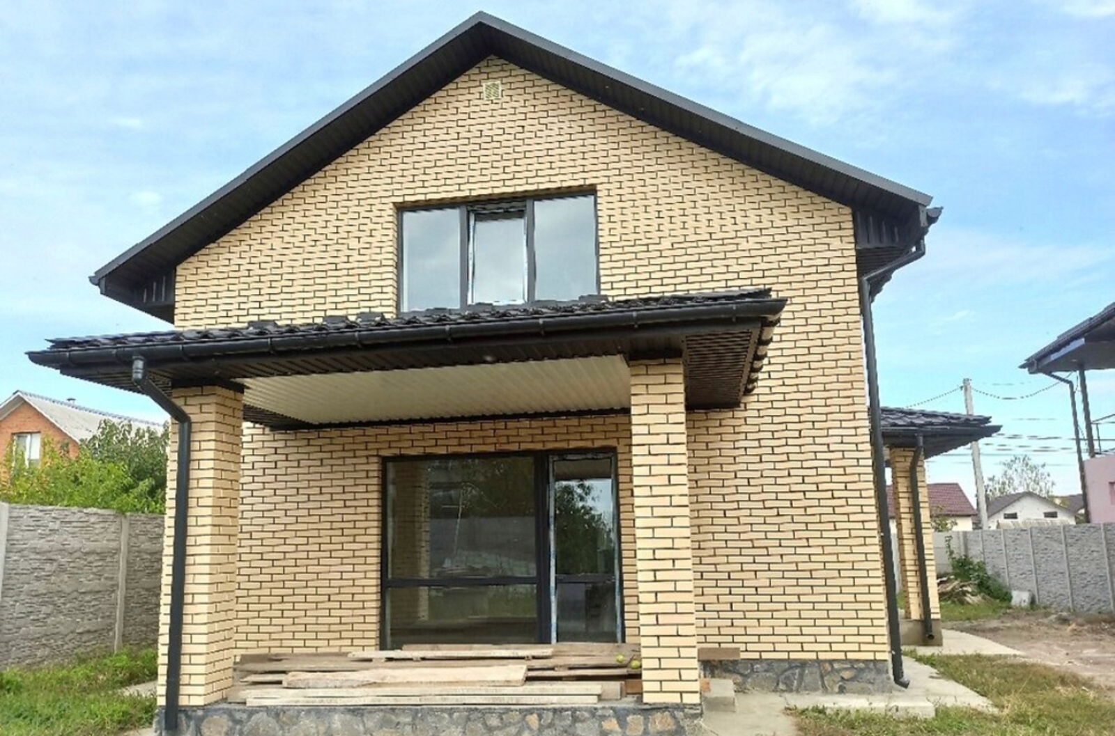Продаж 2 поверхового будинку мікрорайон Пирогово фото 1 Продаж 2 поверхового будинку мікрорайон Пирогово фото 1