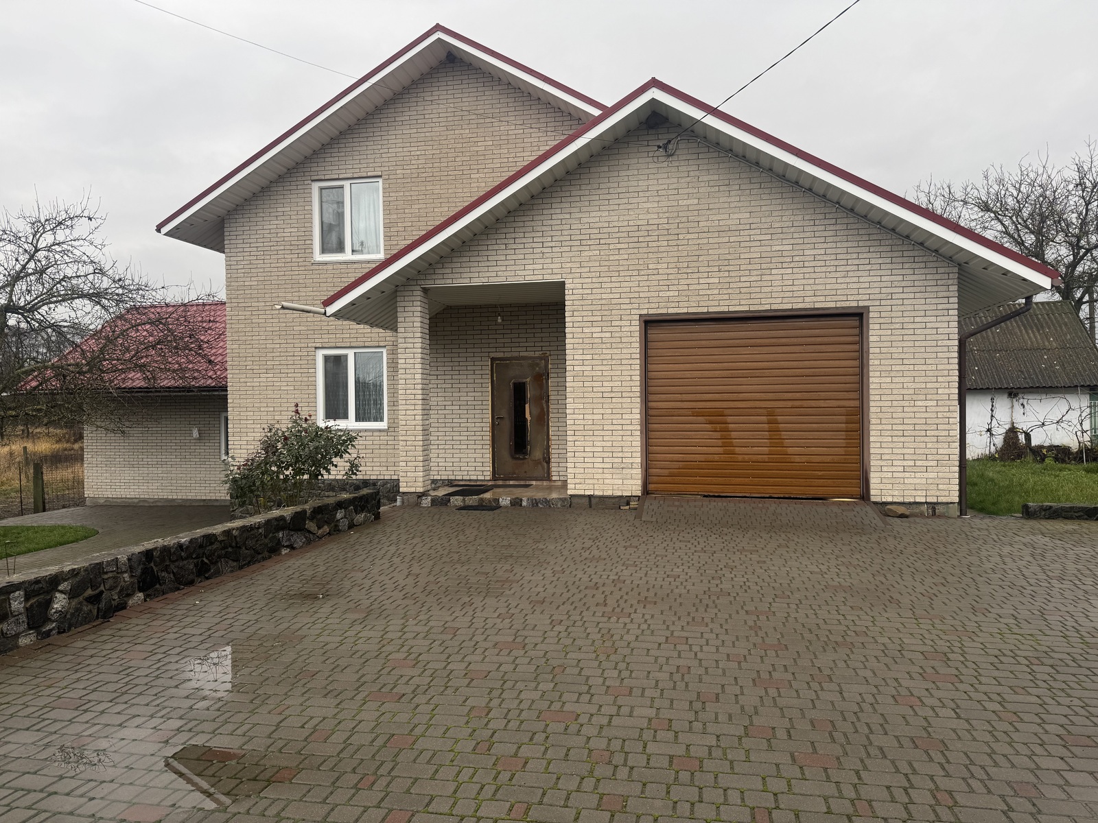 Будинок в передмісті фото 1 Будинок в передмісті фото 1