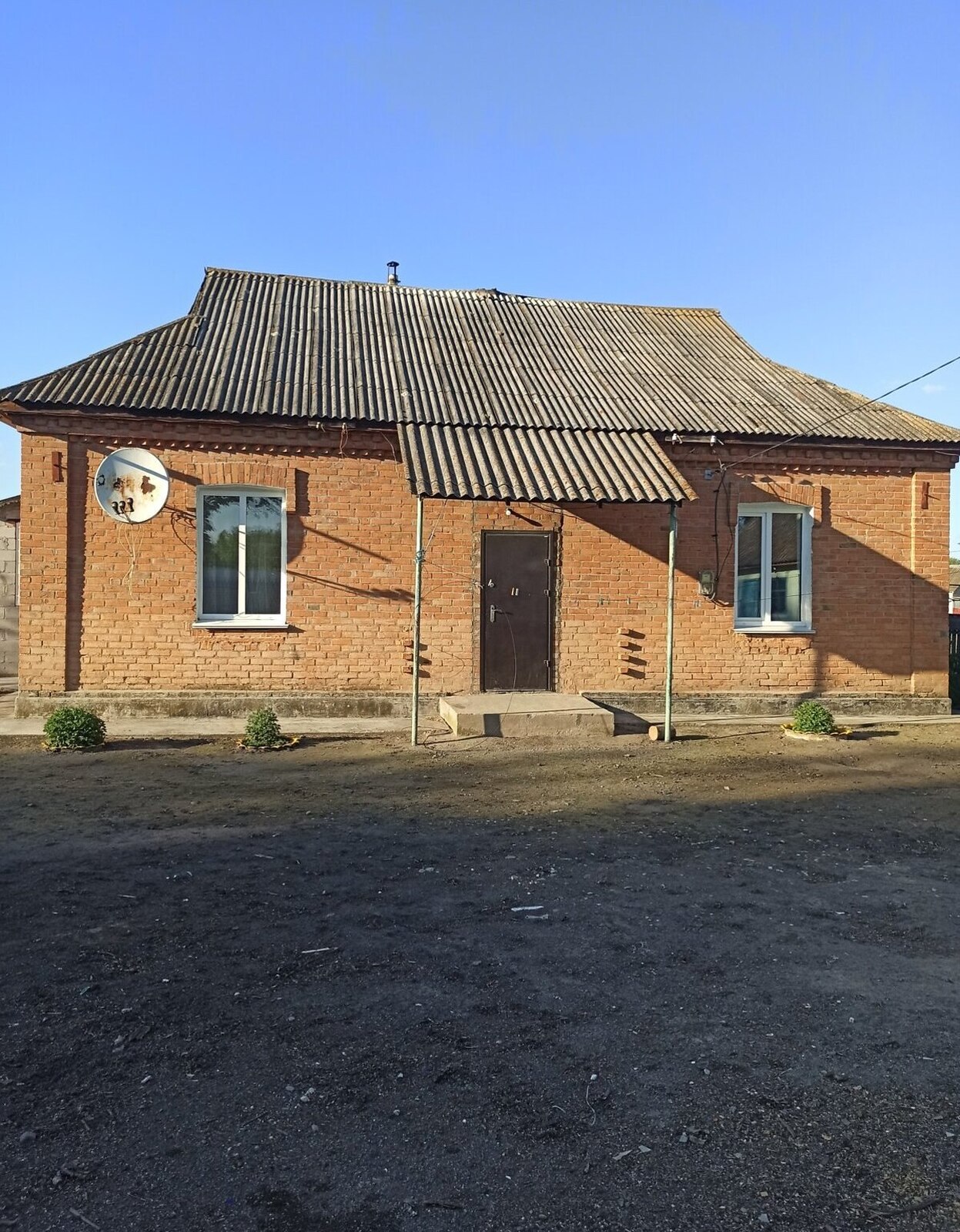 Продаж 1 поверхового будинку з ділянкою на 86 соток фото 1 Продаж 1 поверхового будинку з ділянкою на 86 соток фото 1