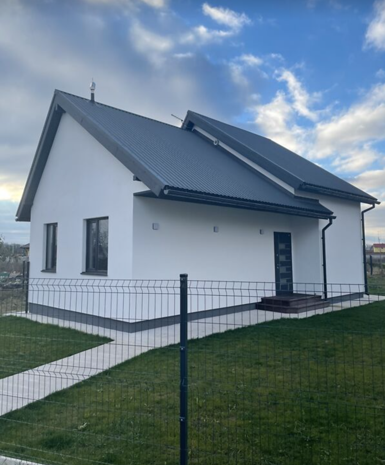 Продаж 2 поверхового будинку з ремонтом Гніванське шосе фото 1 Продаж 2 поверхового будинку з ремонтом Гніванське шосе фото 1