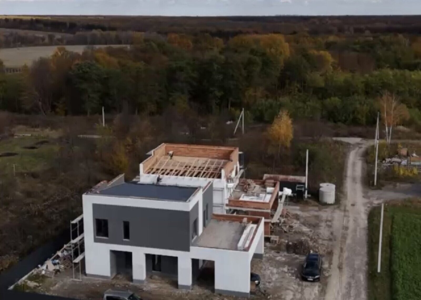 ������ 2 ����������� ������� � ������� �� 5 ����� ���� 1