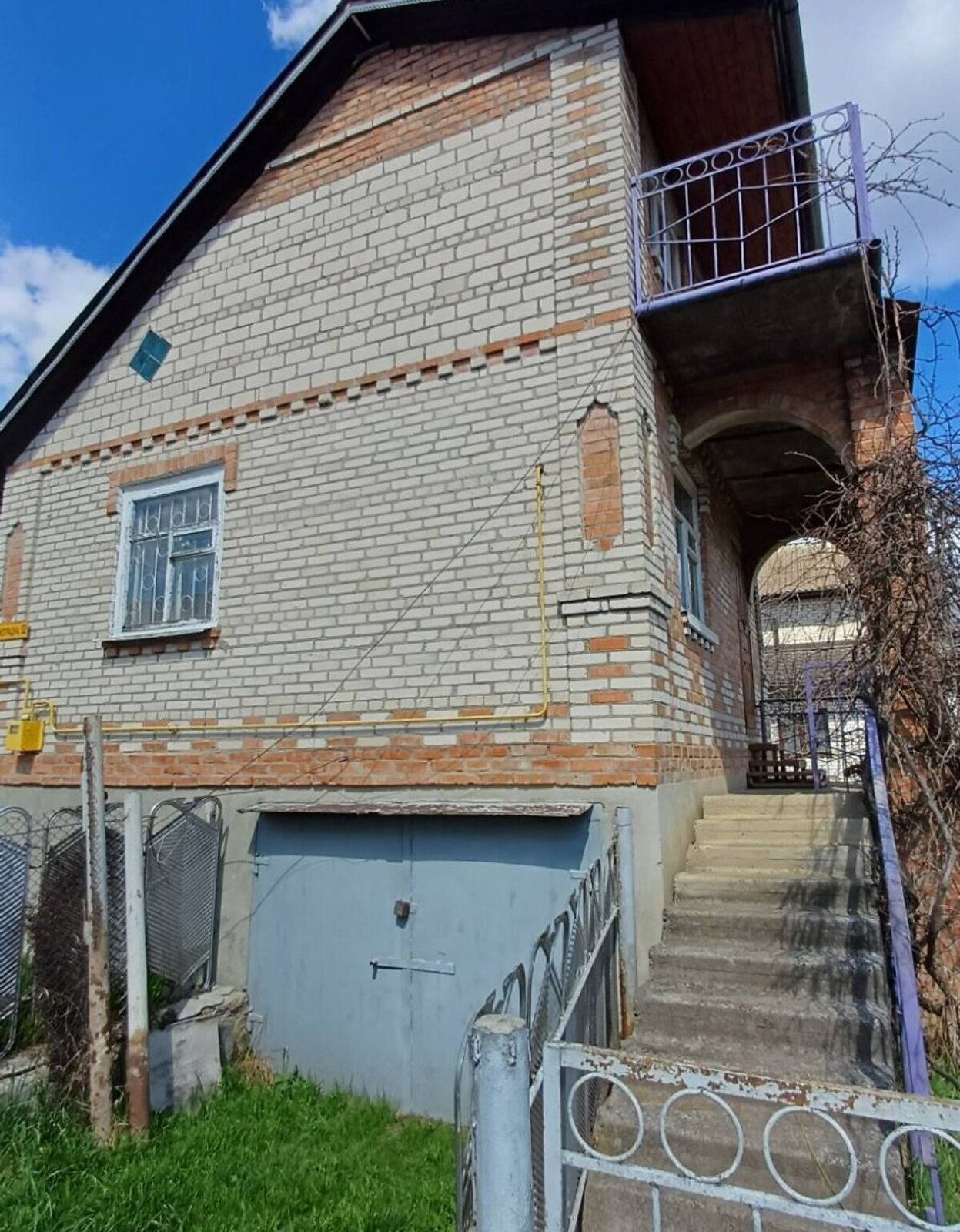 ������ 2 ����������� ������� � ��������� 80.3 ��. �, 2 ���� 1