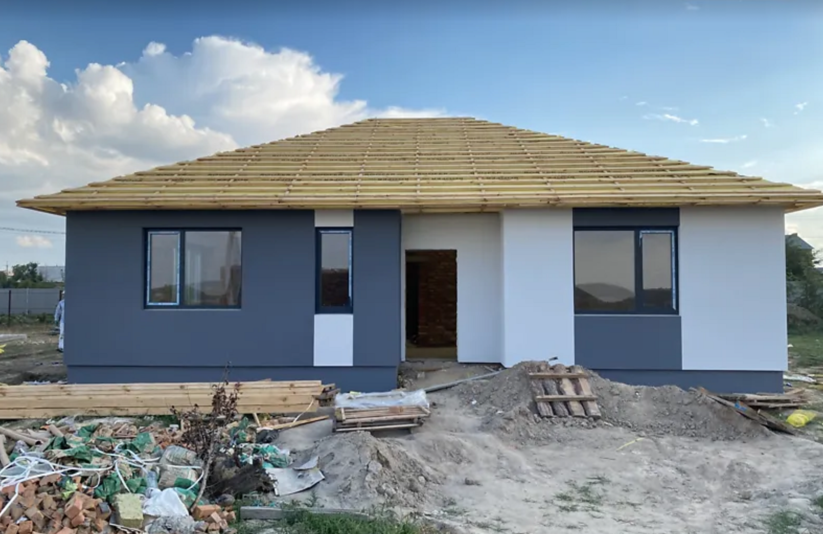 Продаж 1 поверхового будинку Зарванці фото 1 Продаж 1 поверхового будинку Зарванці фото 1