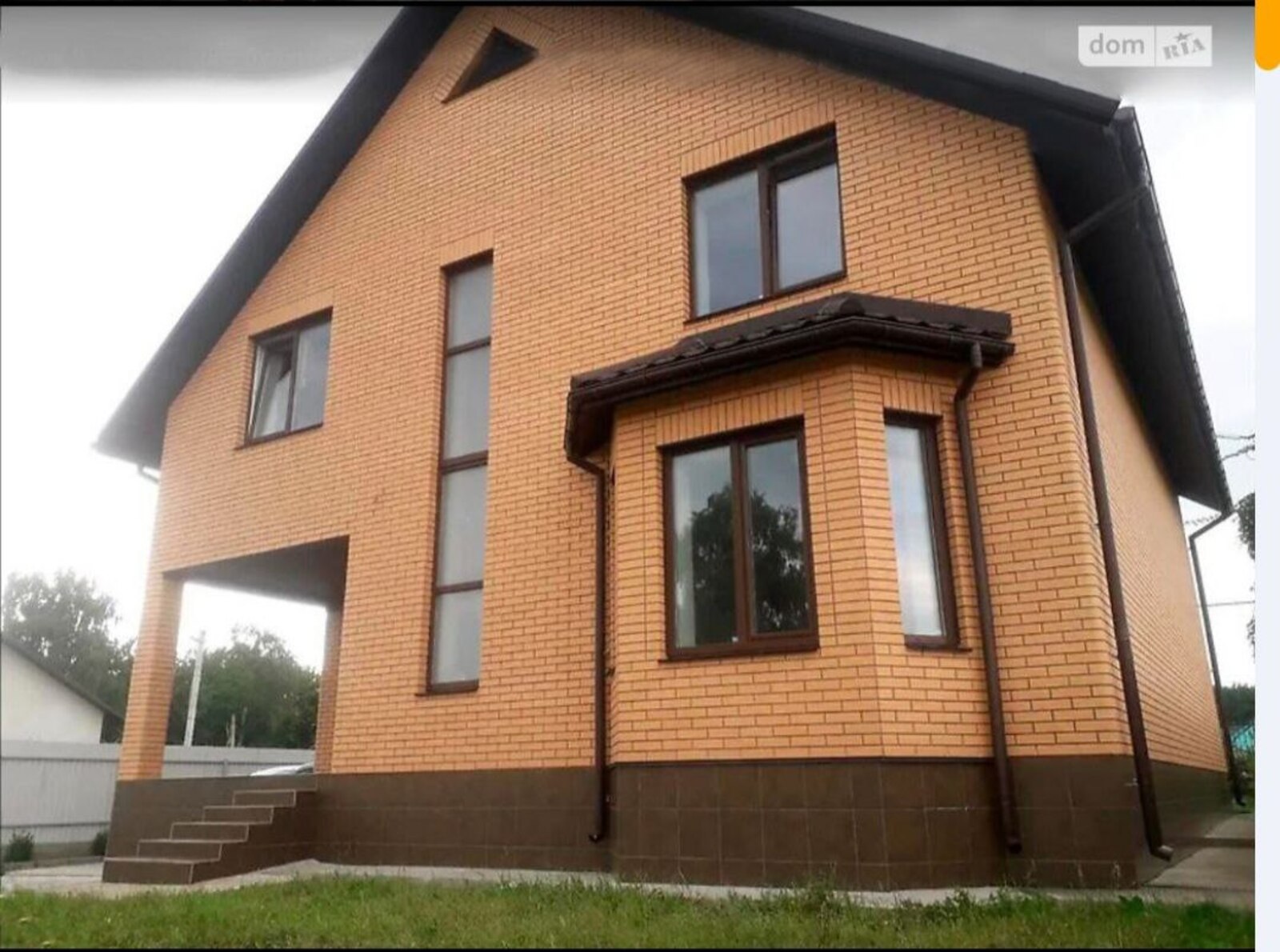 Сучасний будинок село Шкуринці фото 1 Сучасний будинок село Шкуринці фото 1